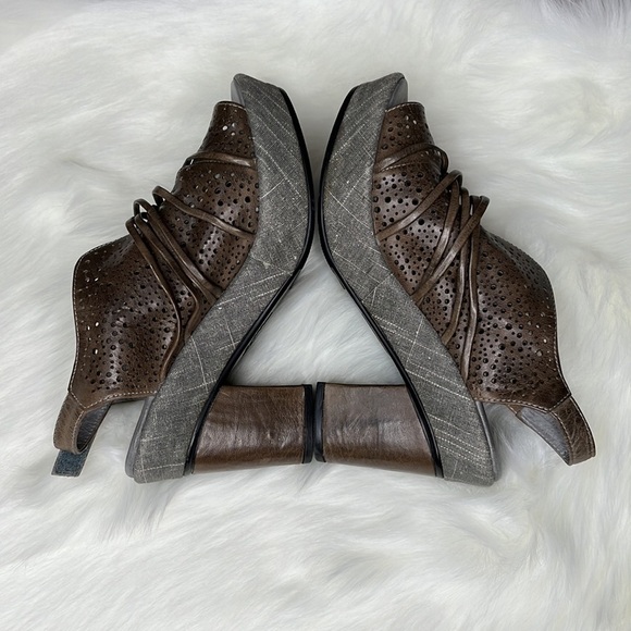 Antelope Block Heel Platform Sling Back Sandals with Crisscross Straps Size 36 - Picture 7 of 9